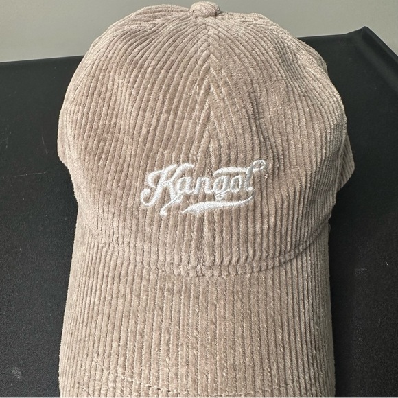 Kangol Corduroy baseball hat / cap - Picture 3 of 6